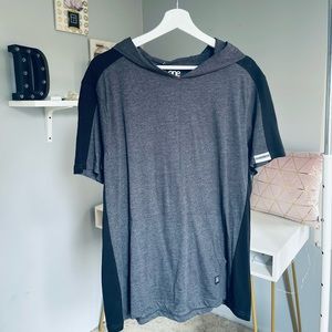 One point one short sleeve hoddie shirt size L new with tag